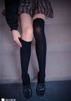 妈妈的朋友免费视频_JVID性感写真