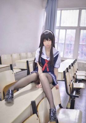 年轻妈妈_JVID性感写真